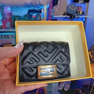 Fendi Black Baguette Micro Trifold
Black nappa leather wallet